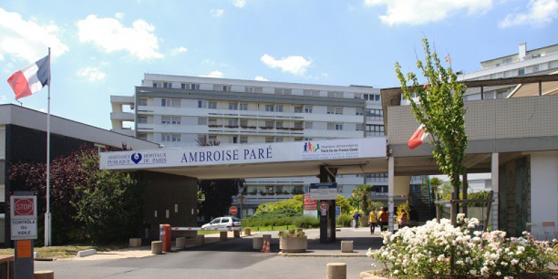 Entrée d'un centre hospitalier