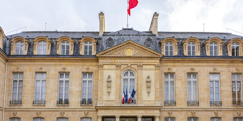 photo parvis assemblee nationale