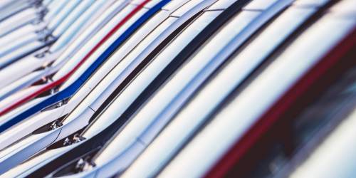 flotte de véhicules achetés grâce à un prêt professionnel avec l'aide de Partners Finances