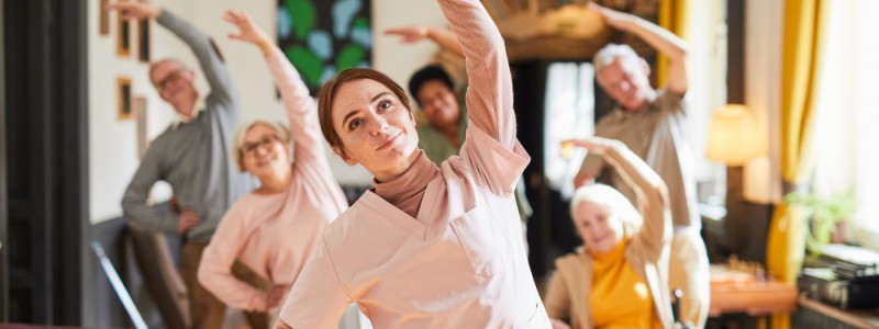 séance de sport dans une maison de retraite ou EHPAD