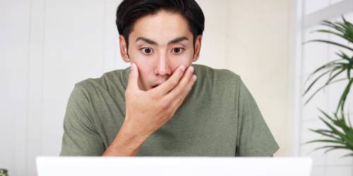 rac-personne-choquée-ordinateur-retraite