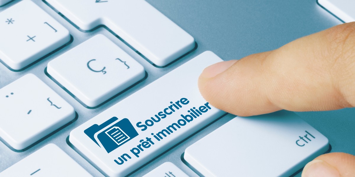 Clavier d'ordinateur avec un bouton