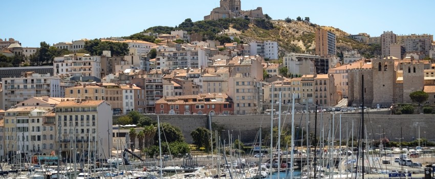 Stations balnéaires : un marché toujours dynamique en 2025