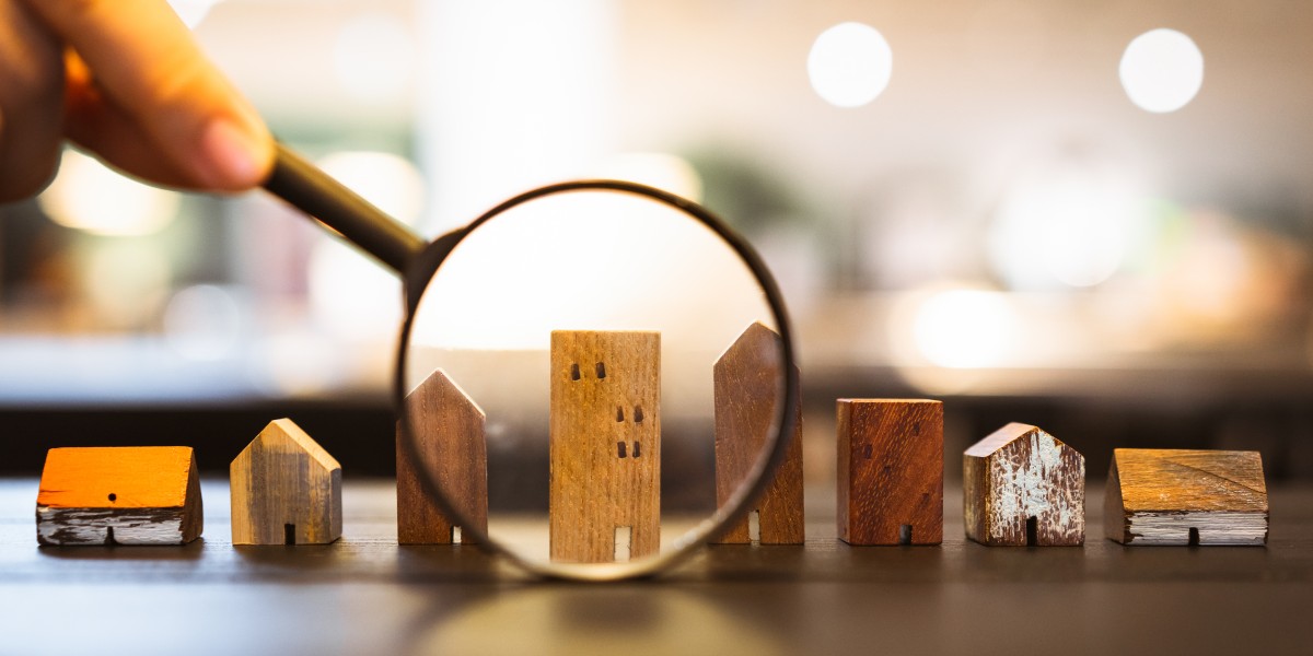 Différents types de logement comme maisons, appartements